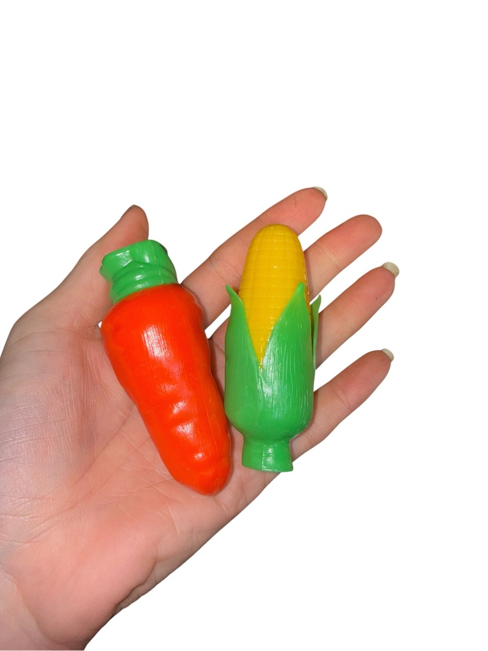 Vintage salt and pepper set. Orange Carrot & Yellow Corn